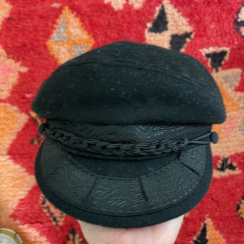 VINTAGE BLACK WOOL BOHO FISHERMAN’s CAP